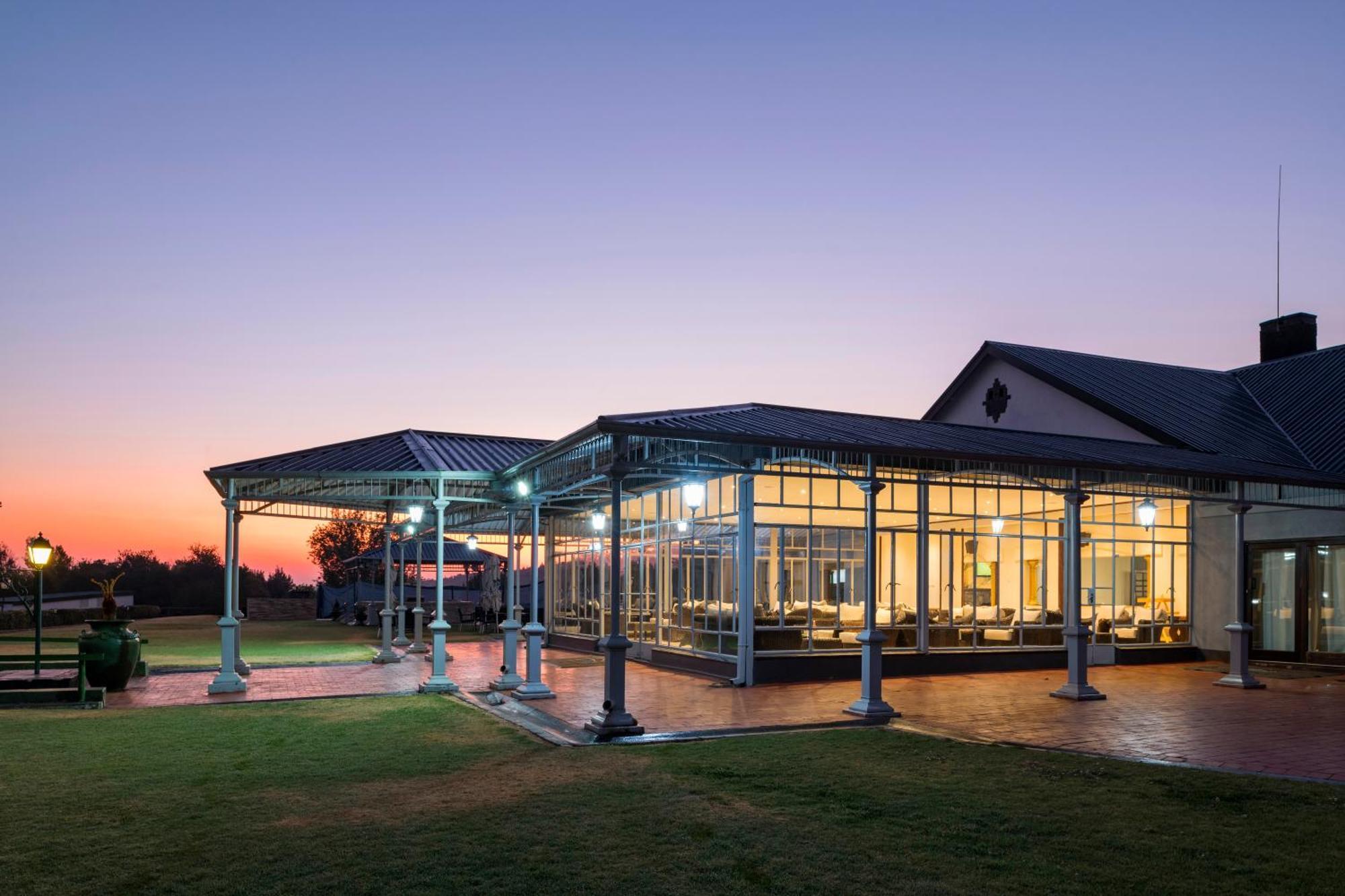 Troutbeck Resort Nyanga Экстерьер фото